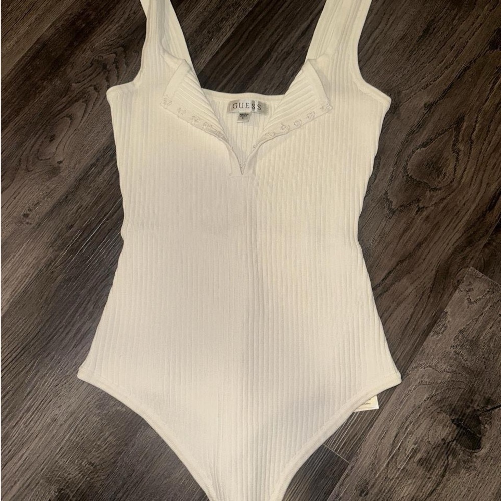 GUESS Women's Cream Ribbed Top - Picture 2 of 2